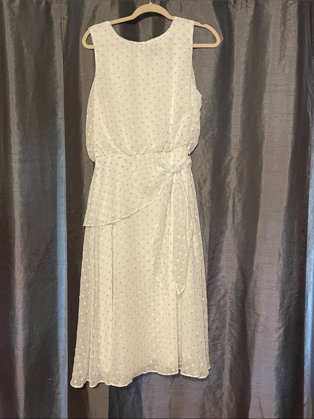 Light Blue Sleeveless Midi Dress with Waist Tie